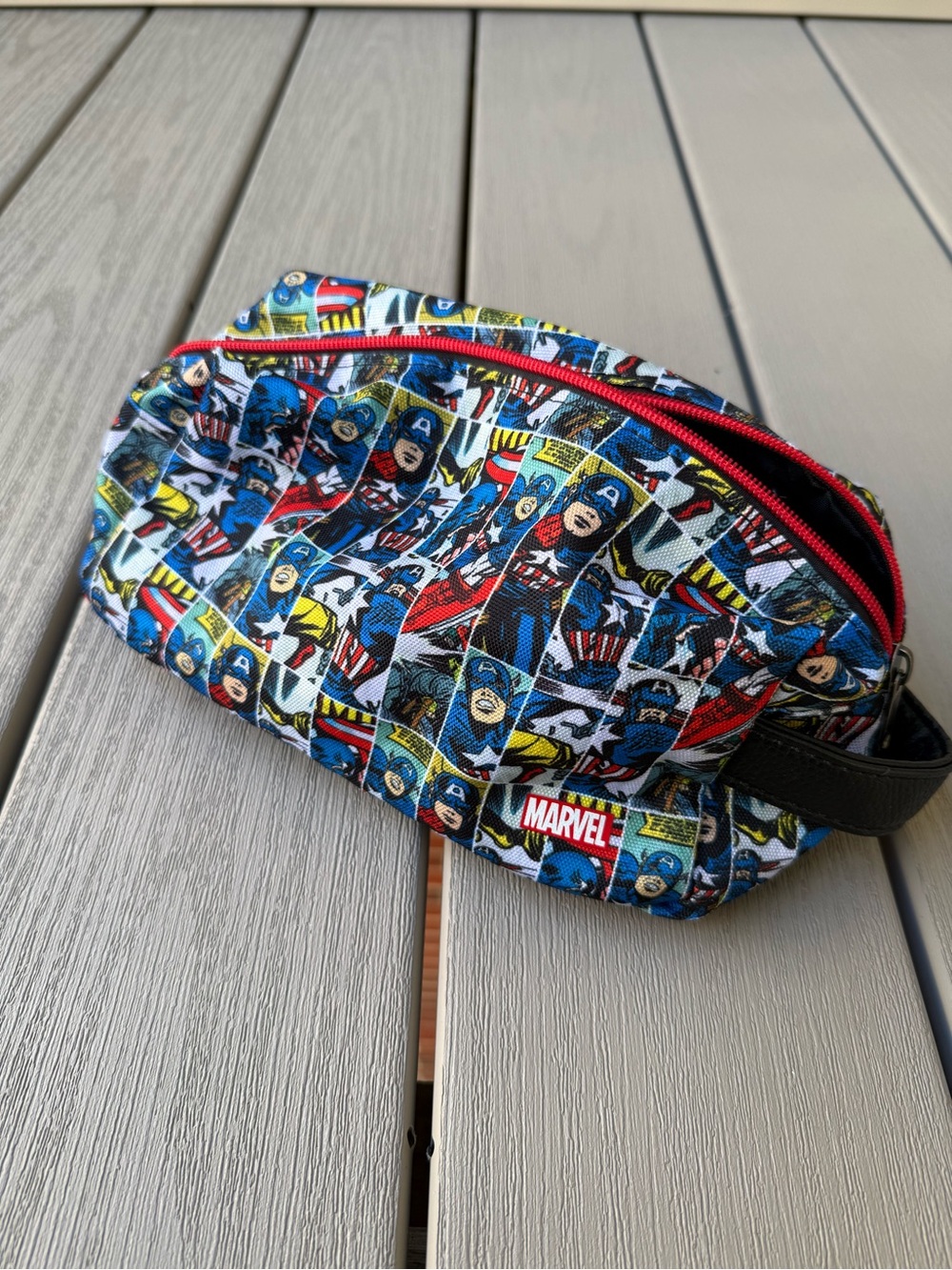 Marvel Comics Captain America Toiletry Travel Dopp Bag Comic Print